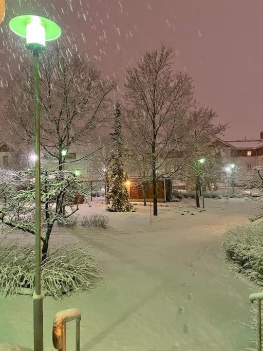 Porvoon Helmi Viehattava Asunto Joen Rannassa Extérieur photo